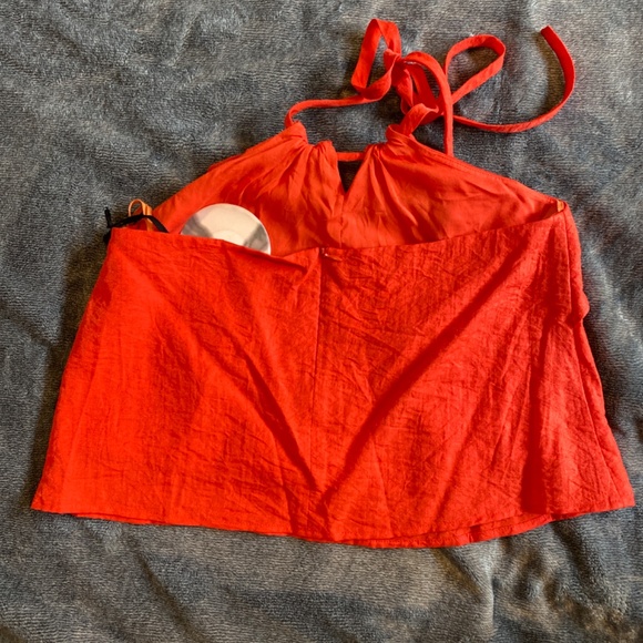 NWT Line & Dot halter top - Picture 4 of 4